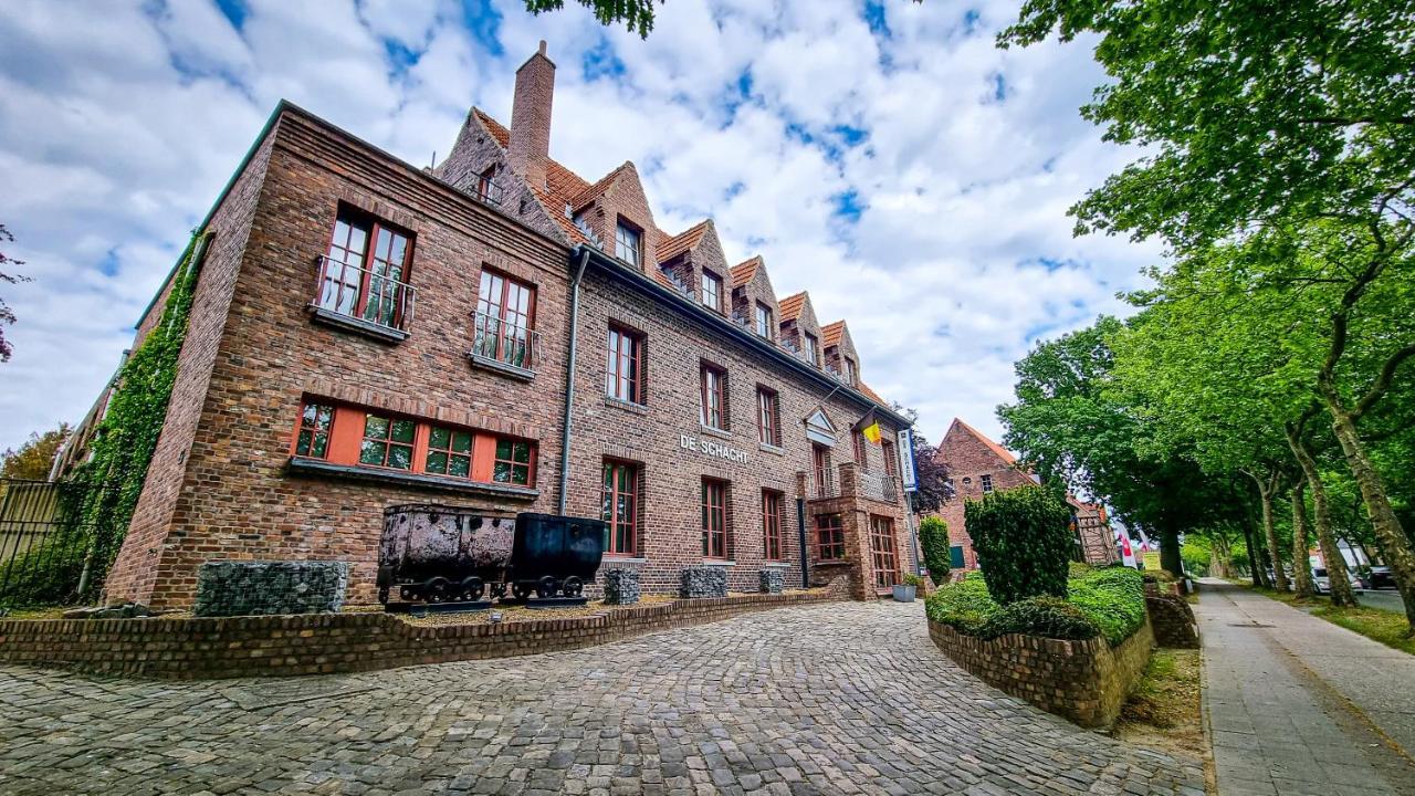 Hotel De Schacht Genk Exterior foto